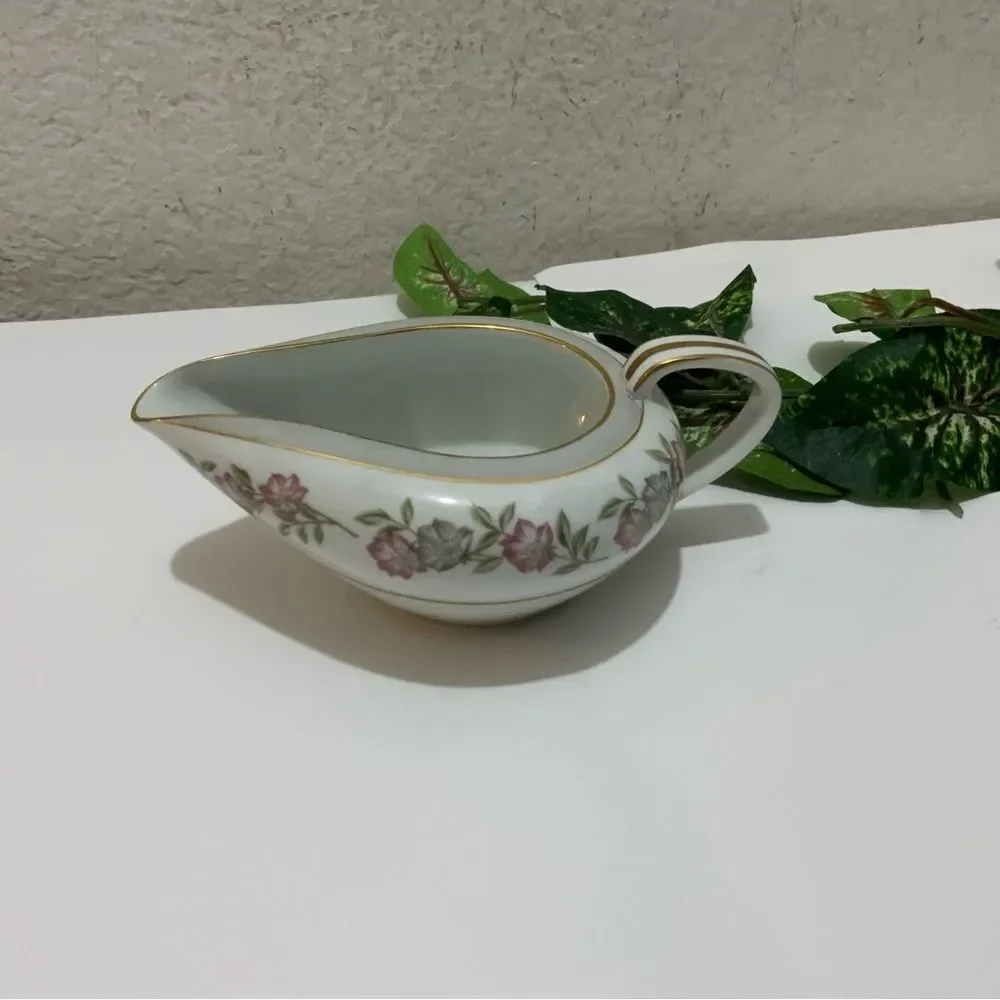 Noritake 5433 Creamer Red and Gray Flowers Gray Band Japan G5